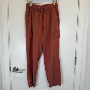 Old Navy Women’s Brick Coral Stretchtech Cargo Jogger Style Pants Athletic